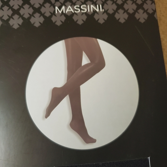 Massini NWT High Rise Control Top Opaque Plus Size Tights Black - Picture 3 of 3